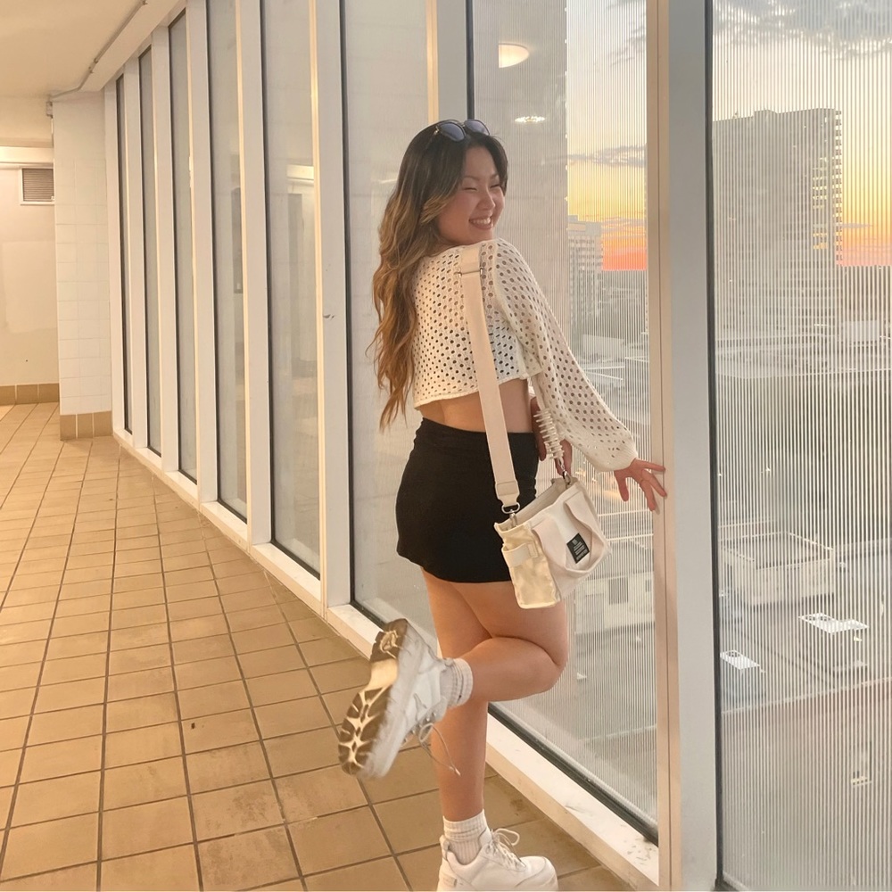 Meet your Posher, Cara